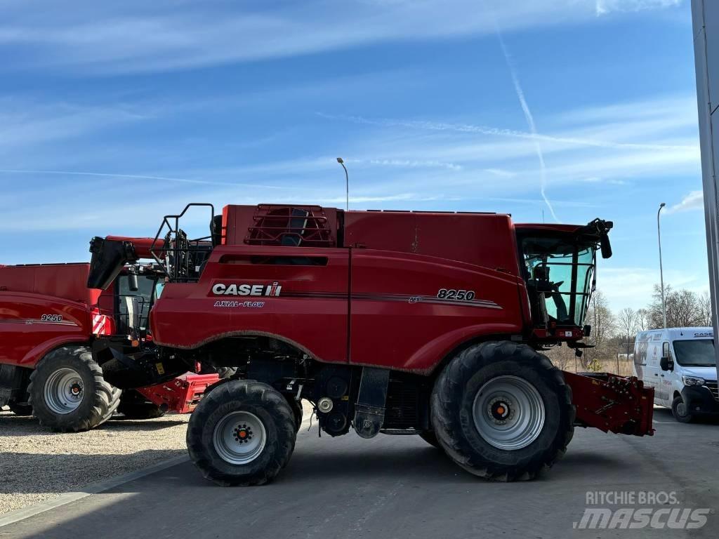 Case IH 8250 Kombajny zbożowe
