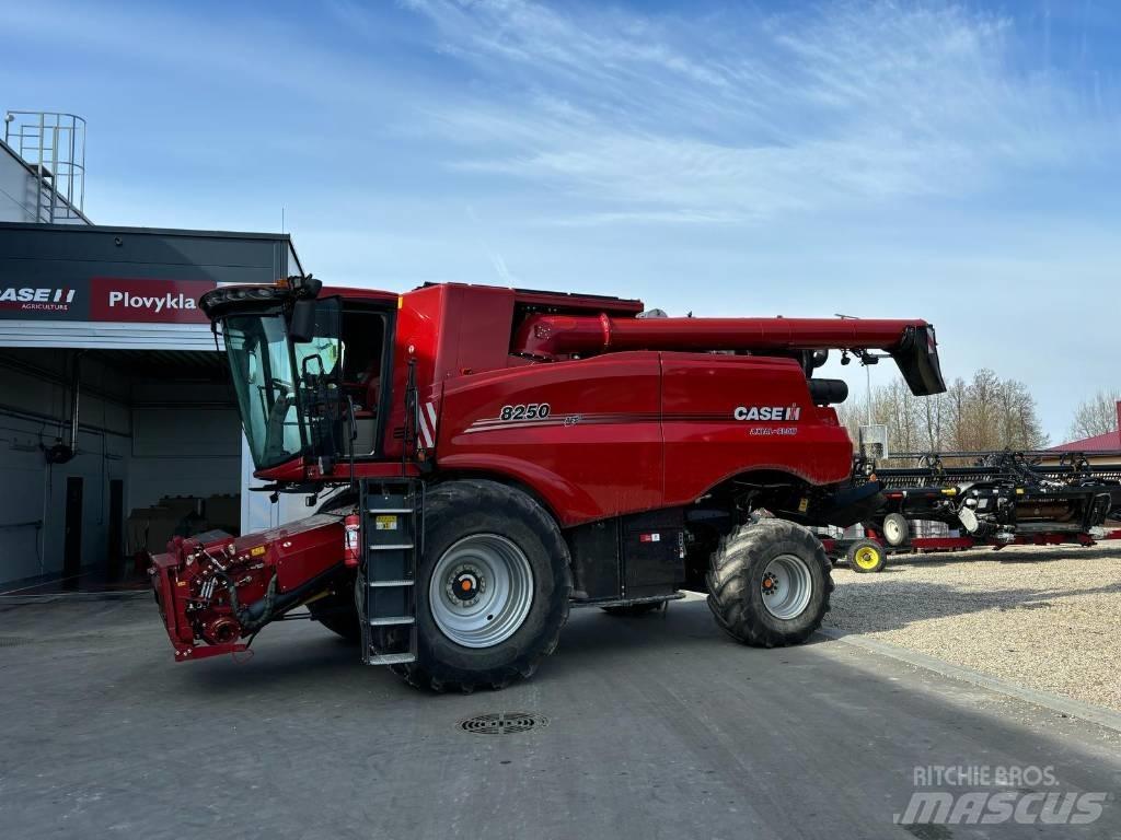 Case IH 8250 Kombajny zbożowe