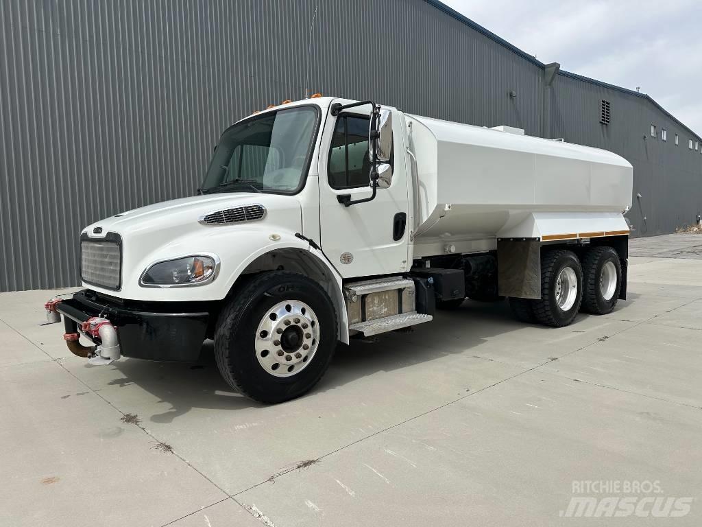 Freightliner M2 Polewaczki