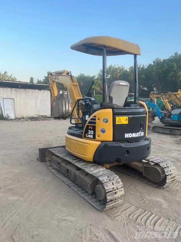 Komatsu PC30 MR Minikoparki