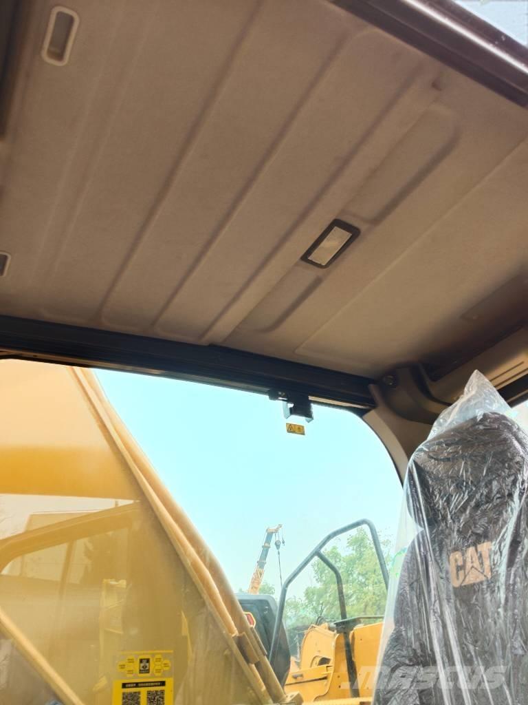 CAT 330 GC Koparki gąsienicowe