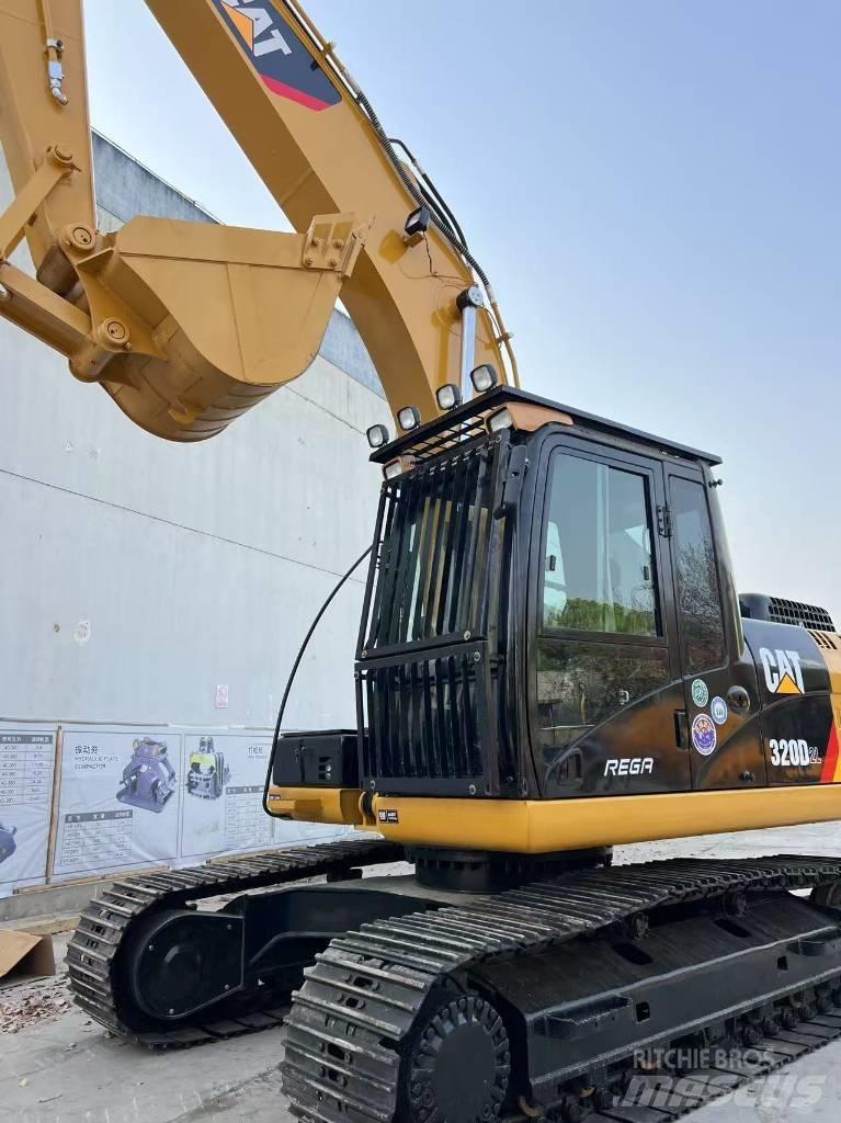 CATERPILLR 320d2 Midikoparki  7t - 12t