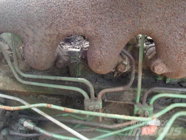 John Deere 4420 Kombajny zbożowe
