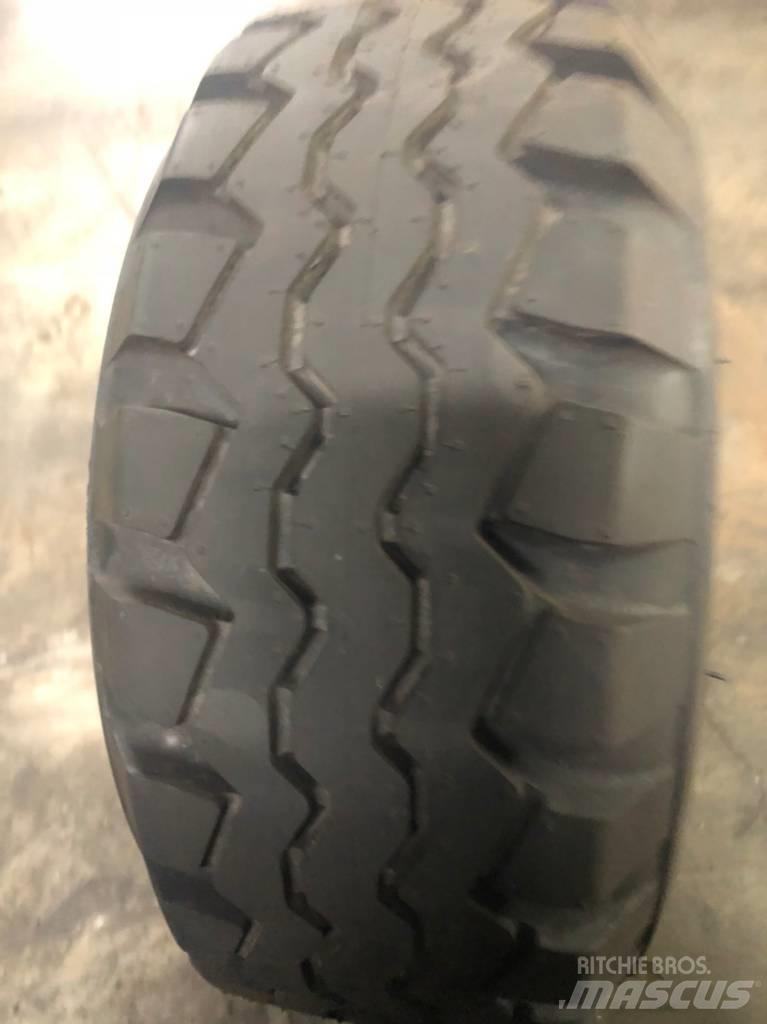  Cheng Shin 18x7-8 Opony, koła i felgi