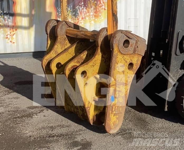 CAT Attache rapide Ładowarki kołowe