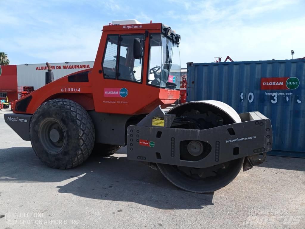 Bomag BW 211 D-4 Walce jednobębnowe