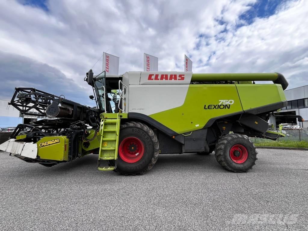 CLAAS Lexion 750 Kombajny zbożowe