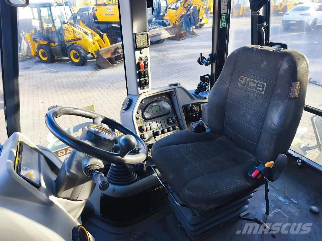JCB 3CX Compact Koparko-ładowarki