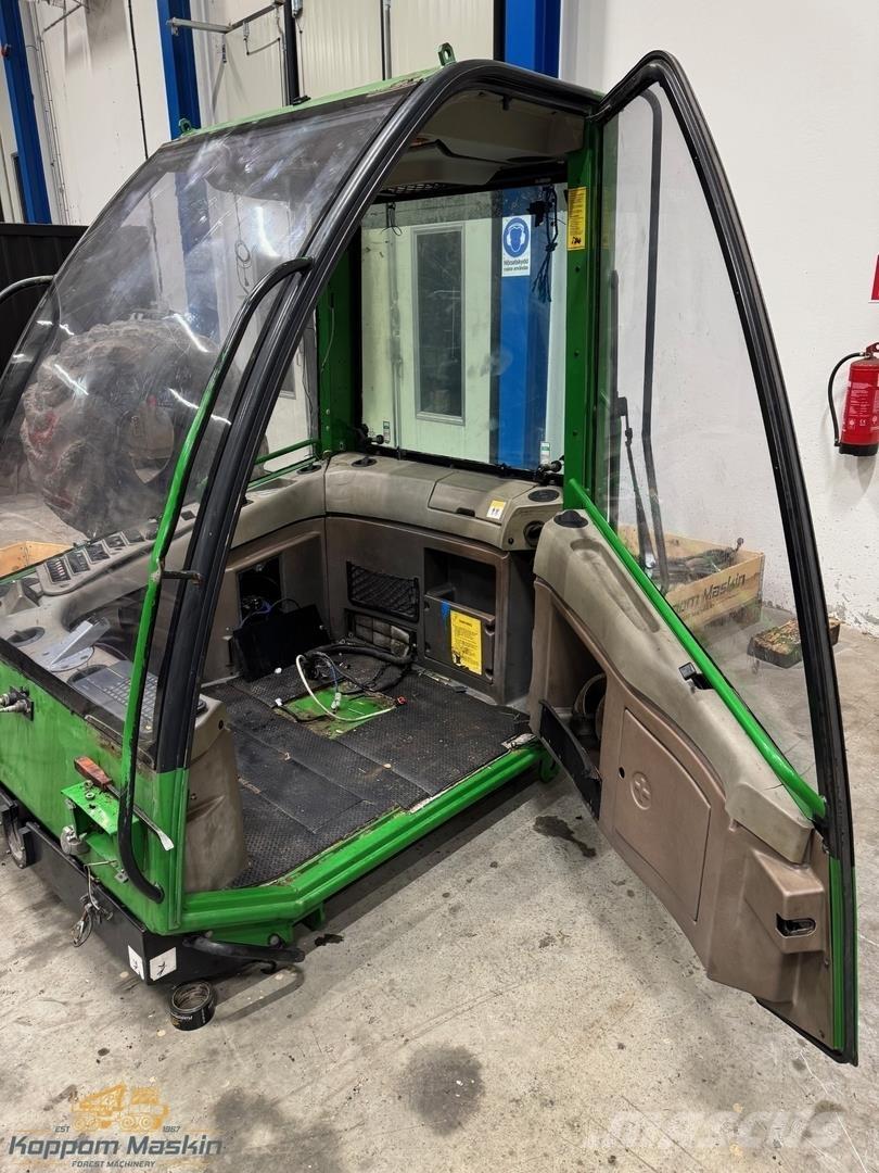 John Deere 1470D Kabiny i wnętrze