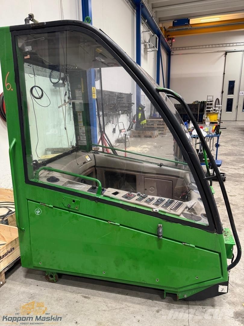 John Deere 1470D Kabiny i wnętrze