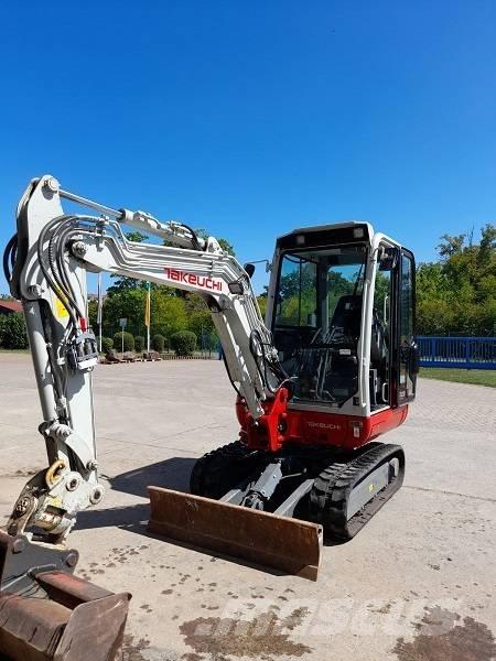 Takeuchi TB 230 Minikoparki