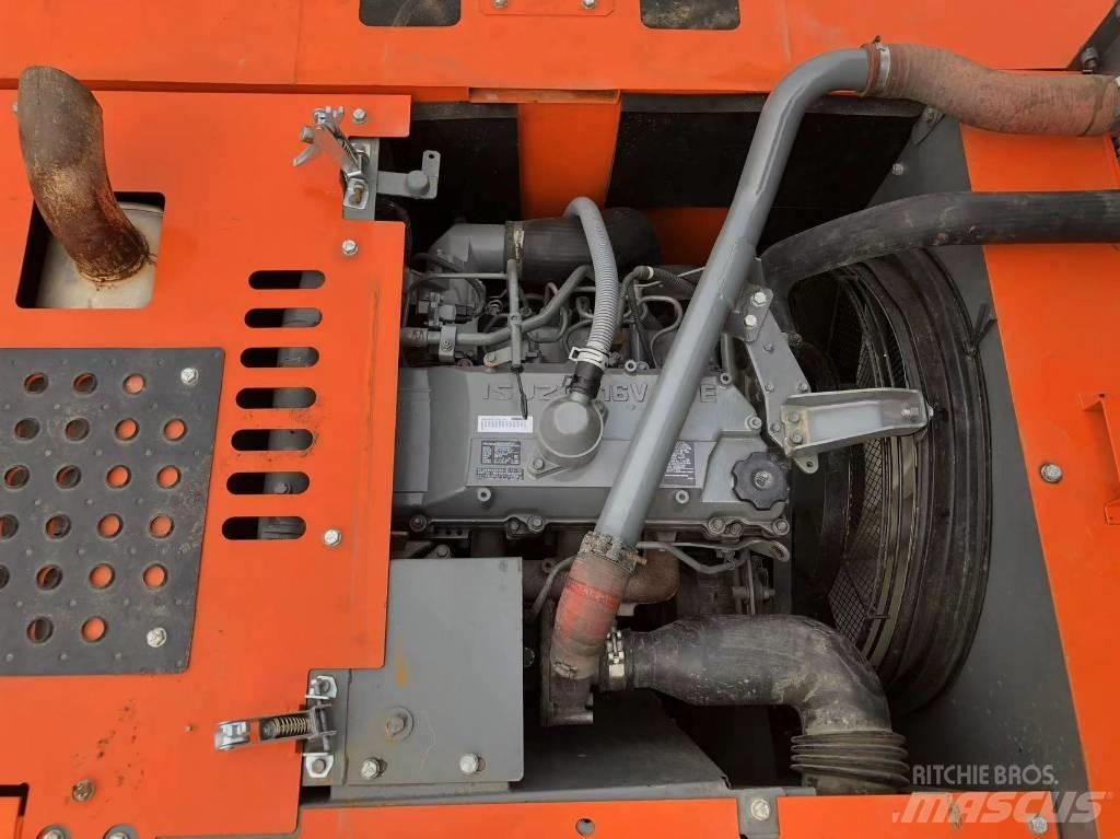 Hitachi 240 Koparki gąsienicowe