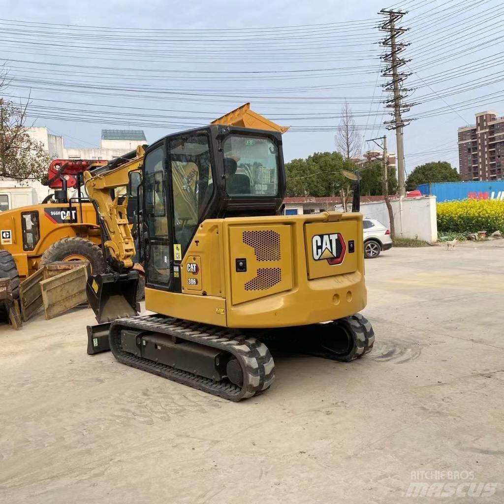 CAT 306 Minikoparki
