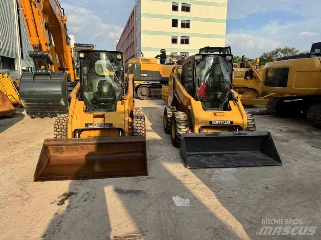 CAT 246 C Ładowarki burtowe
