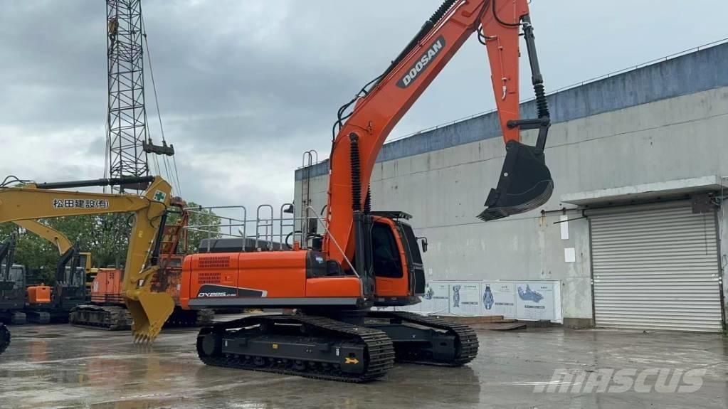 Doosan DX 225 LC-9C Koparki gąsienicowe