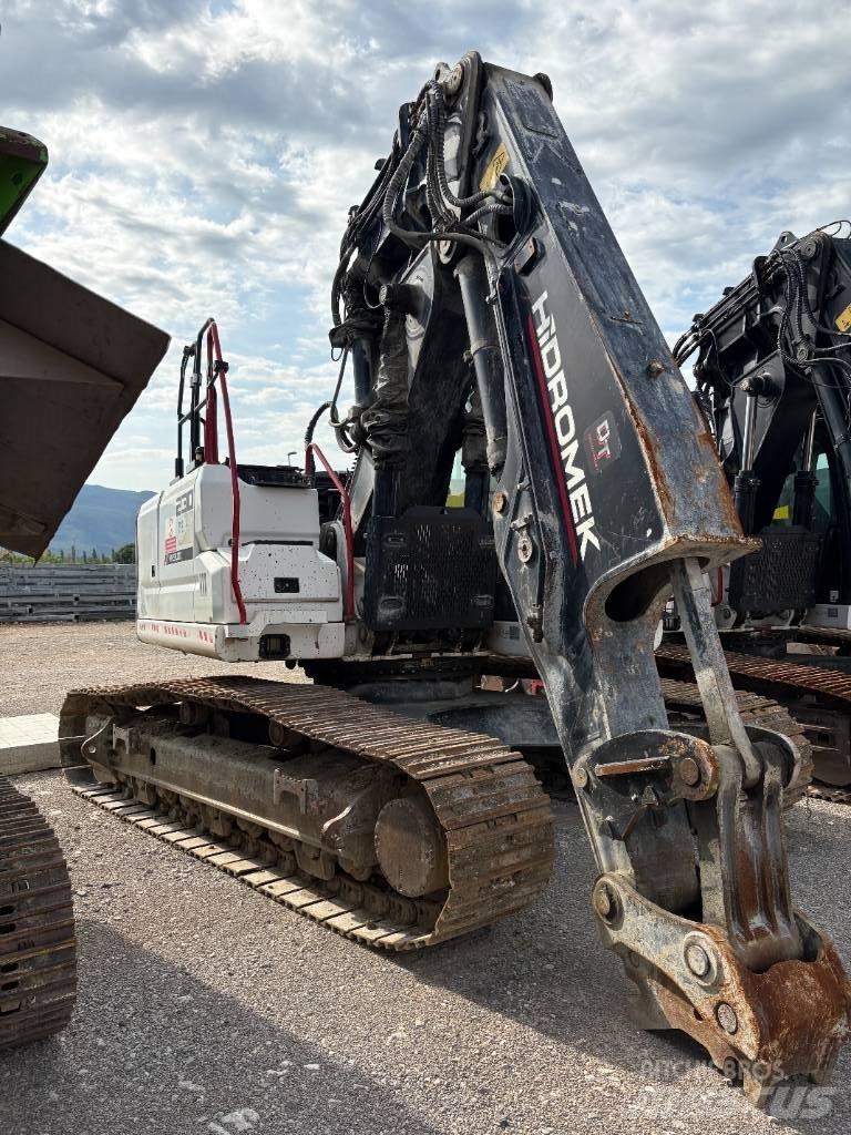 Hidromek 230 LC TX Koparki wyburzeniowe