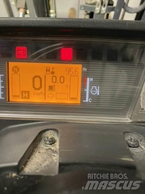 Mitsubishi FD25N3 Wózki Diesla