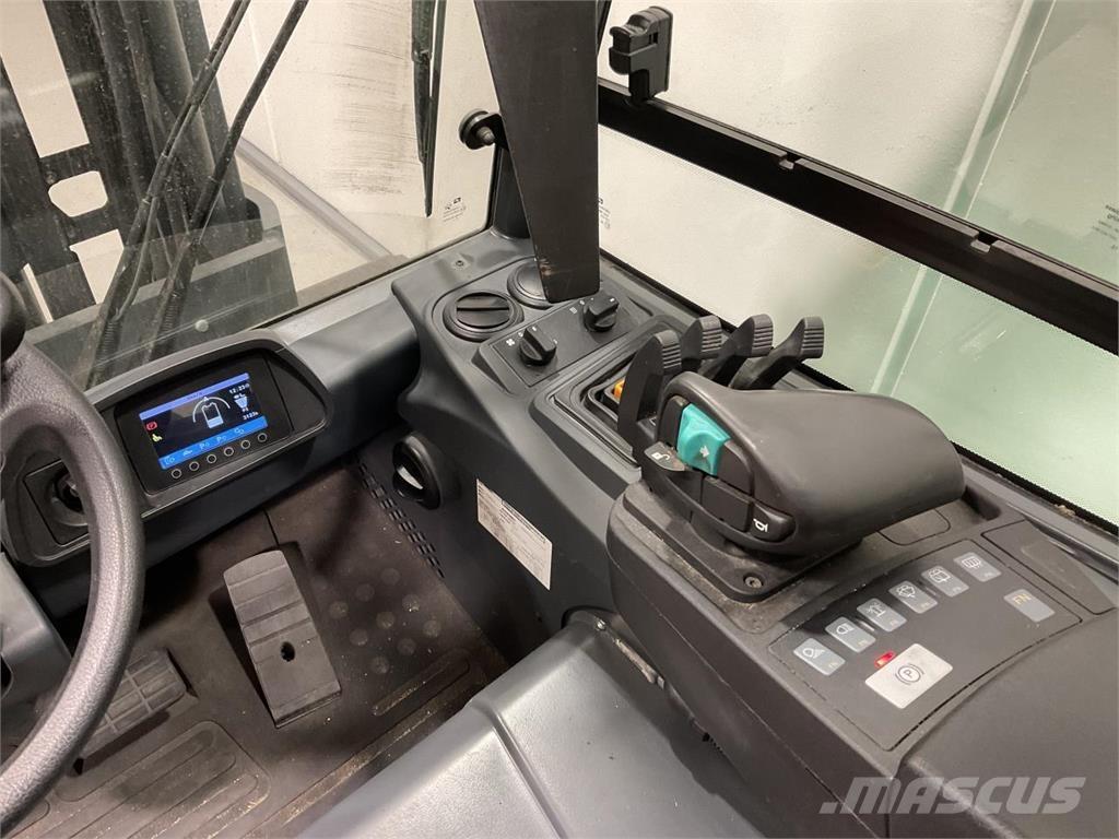 Mitsubishi FB40S-2 Wózki elektryczne