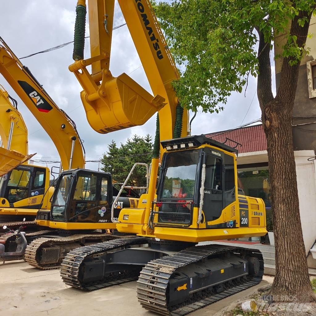 Komatsu PC 200 Koparki gąsienicowe
