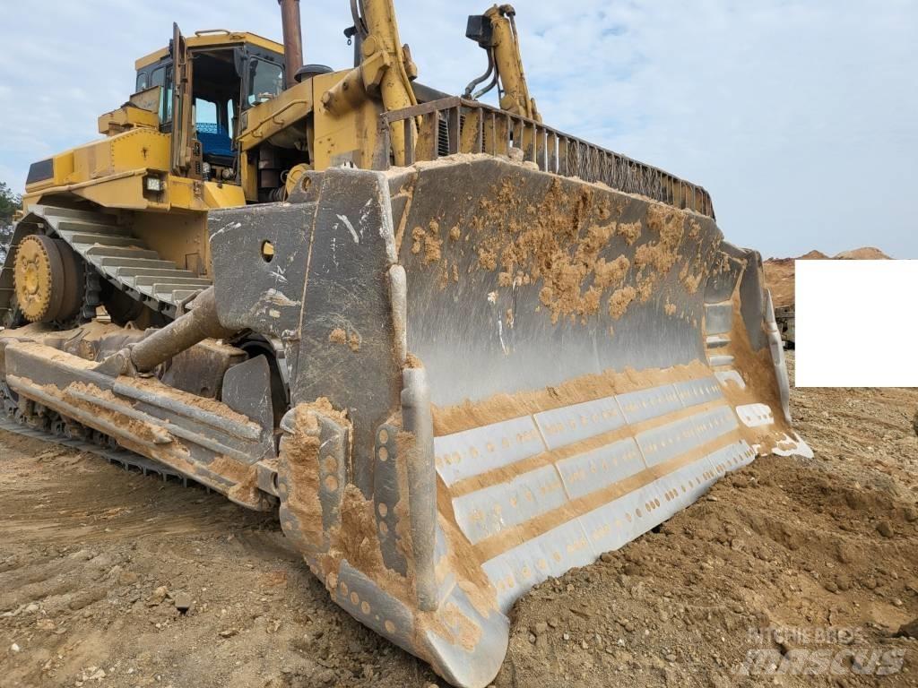 CAT D11N Spycharki gąsienicowe