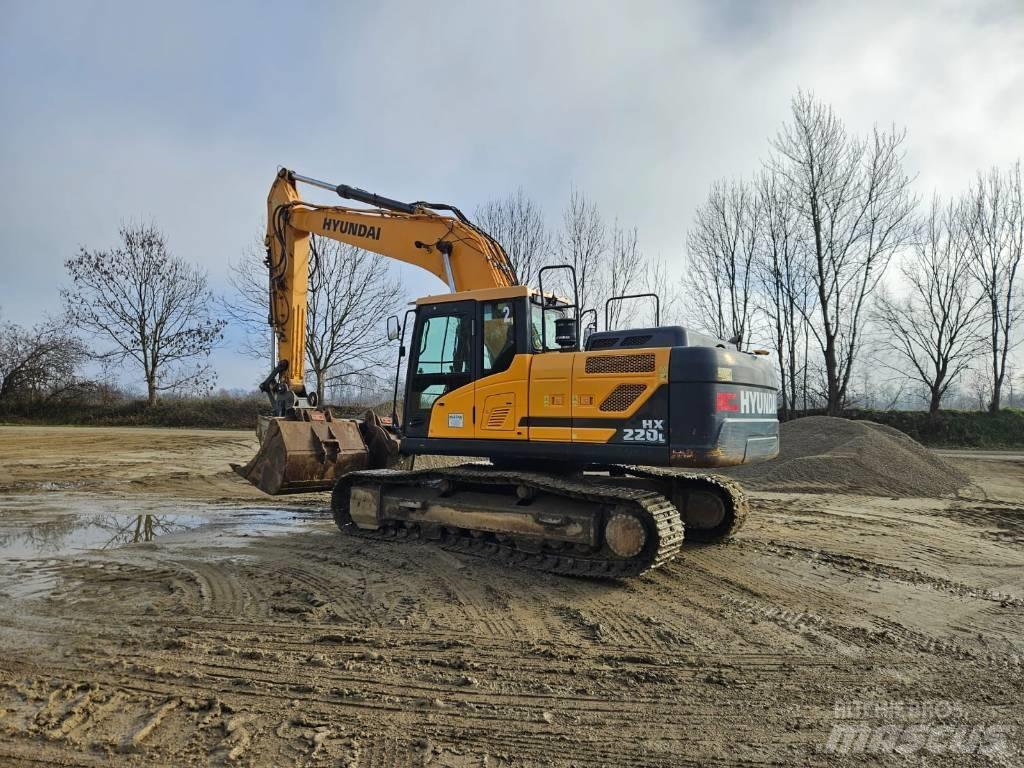 Hyundai HX 220 L Koparki gąsienicowe