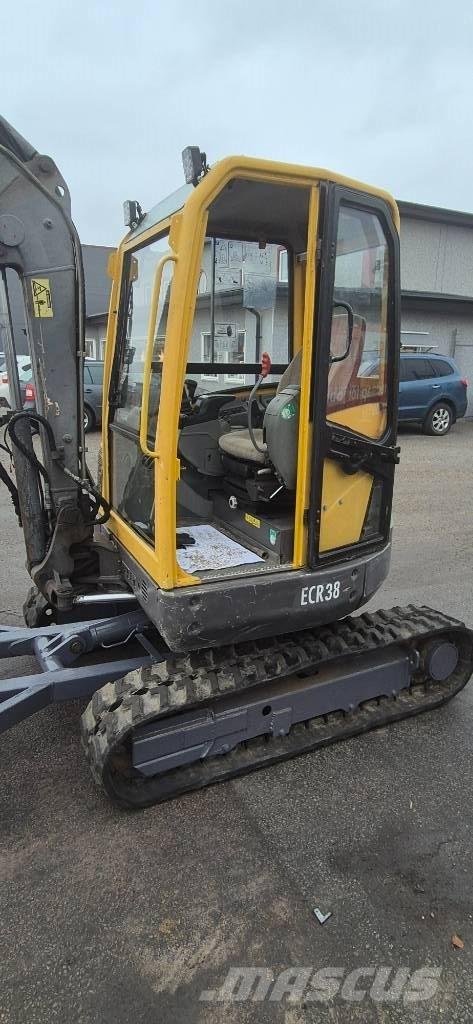 Volvo ECR 38 Minikoparki