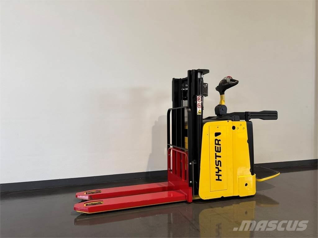 Hyster P2.0SD Wózki widłowe unoszące z dyszlem