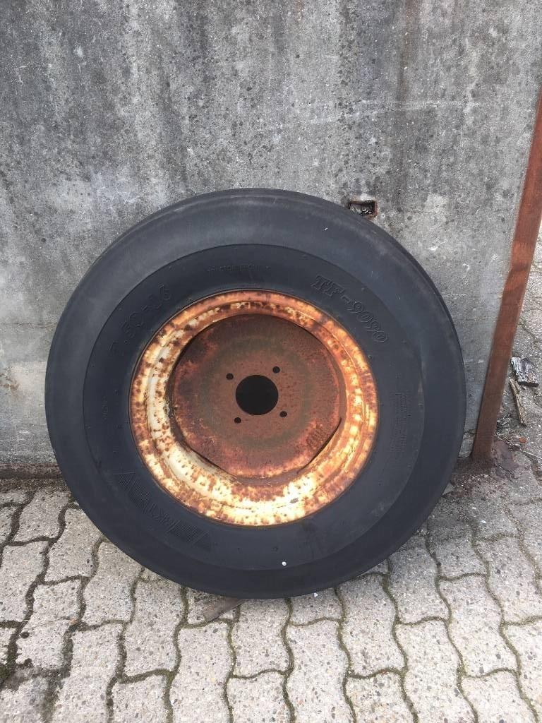 BKT 7.50 R 16 + velg Opony, koła i felgi