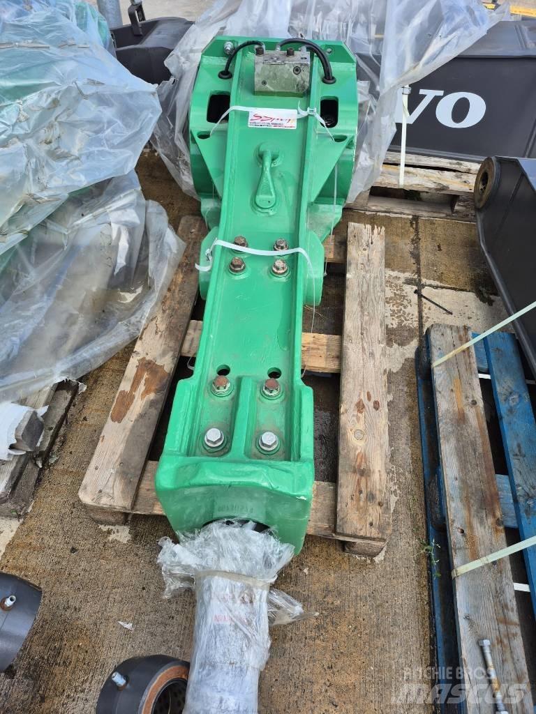 Montabert M 900 Młoty hydrauliczne