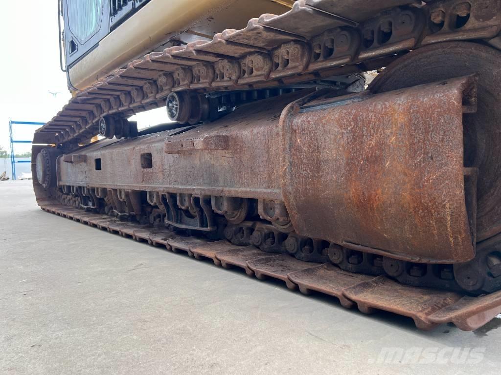 CAT 330F L Koparki gąsienicowe