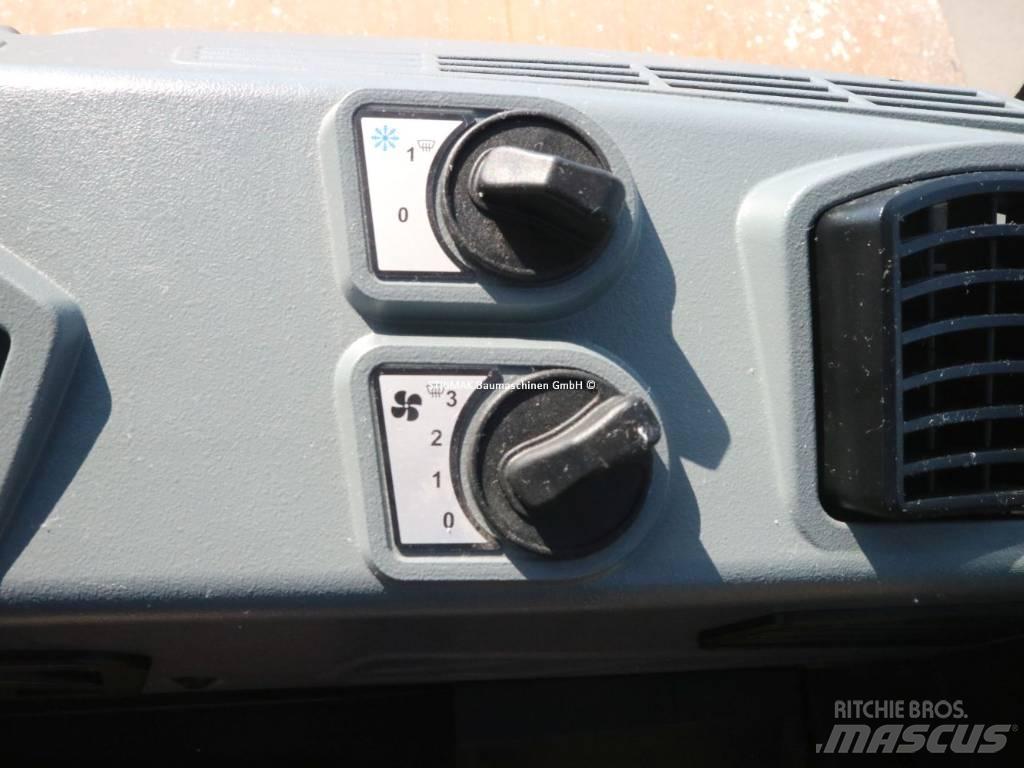 Bomag BW 211 D-50 Walce jednobębnowe