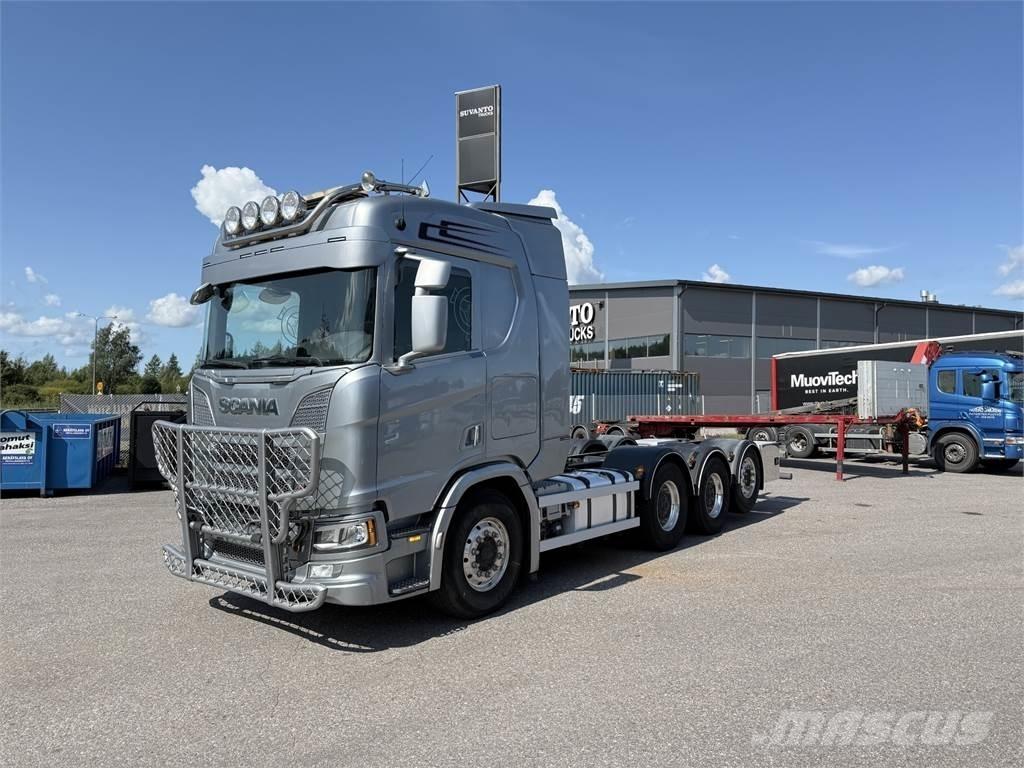 Scania R650 8x4 Pojazdy pod zabudowę