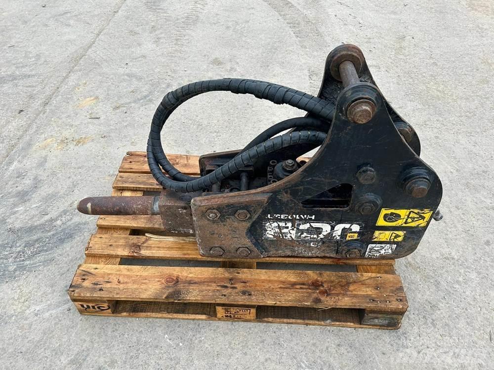 JCB HM033T Koparko-ładowarki