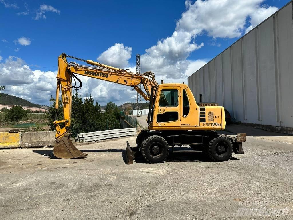 Komatsu PW130 ES-6K Koparki kołowe