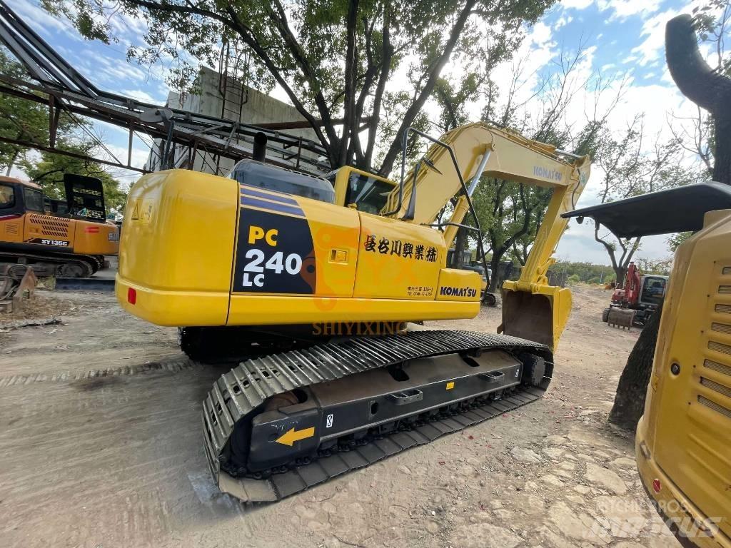 Komatsu PC 240-8 Koparki gąsienicowe