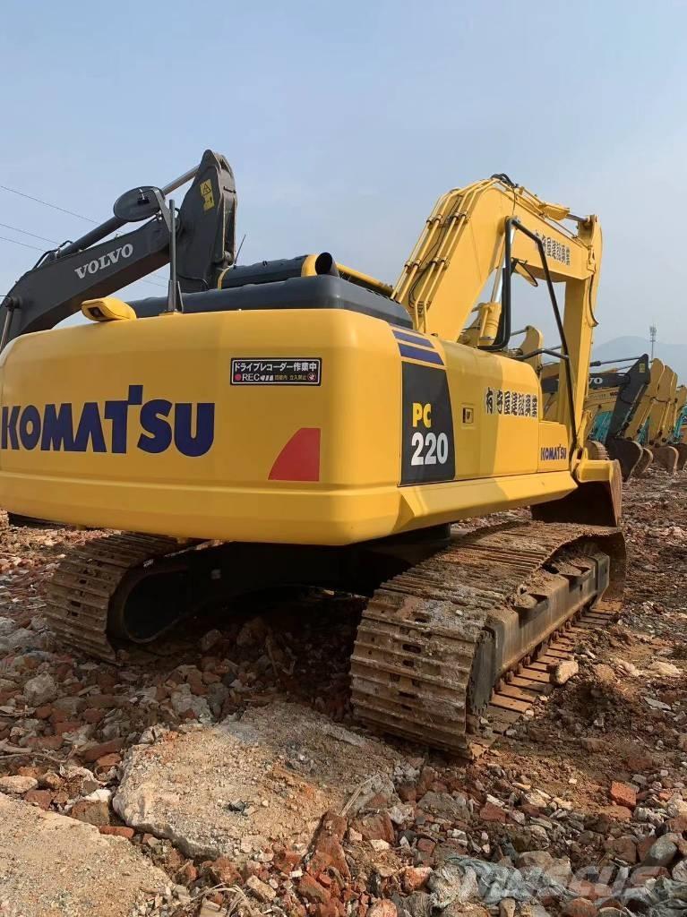 Komatsu PC 220-8 Midikoparki  7t - 12t