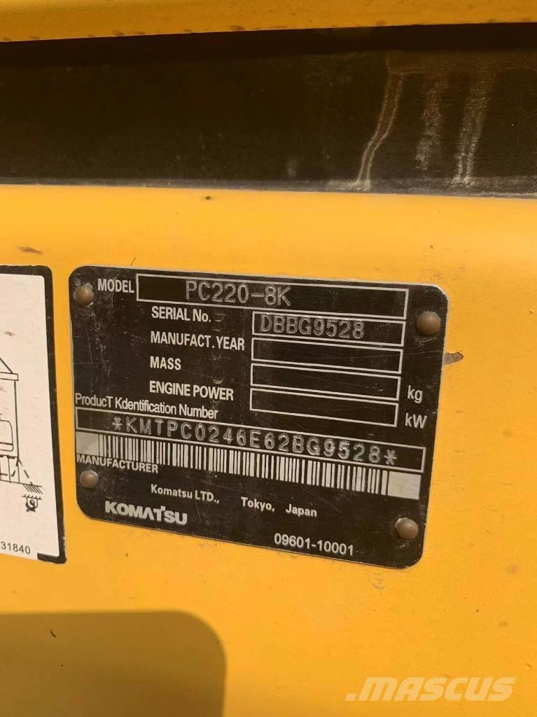 Komatsu PC 220-8 Midikoparki  7t - 12t