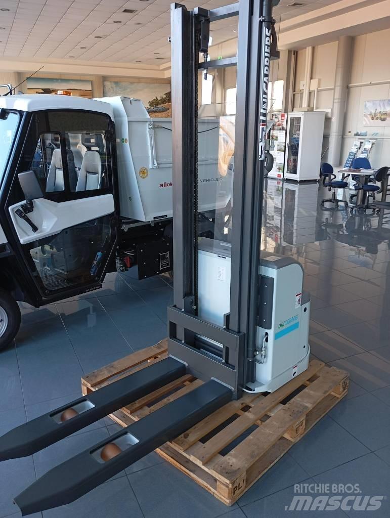 UniCarriers PS 125 Samojezdne maszyny do załadunku