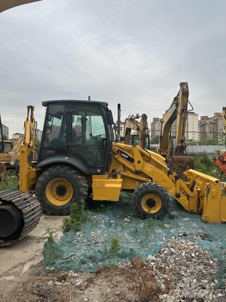 CAT 420 F Koparko-ładowarki