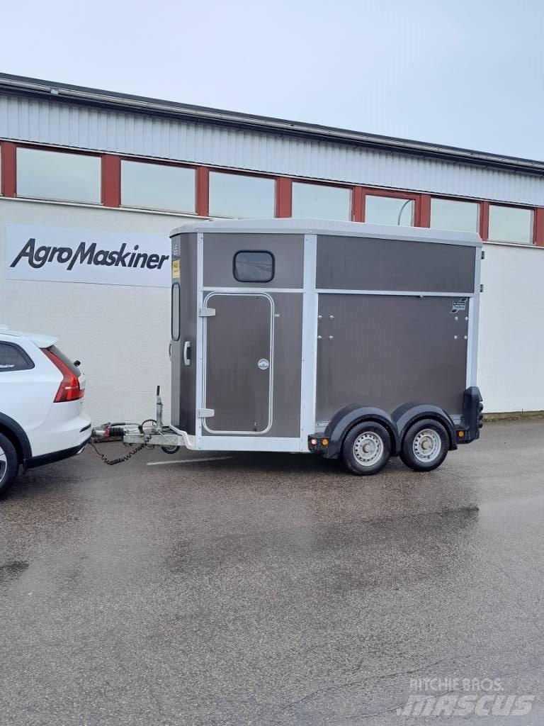 Ifor Williams HB 506 Przyczepy do przewozu zwierząt