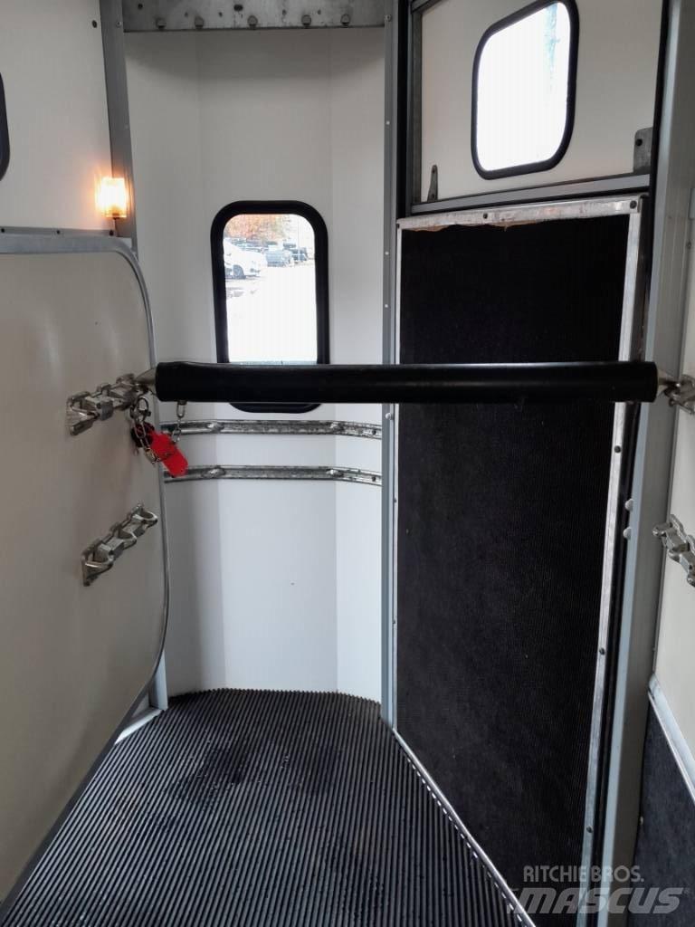Ifor Williams HB 506 Przyczepy do przewozu zwierząt