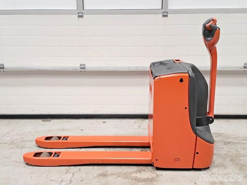 Linde T16 Wózki widłowe unoszące