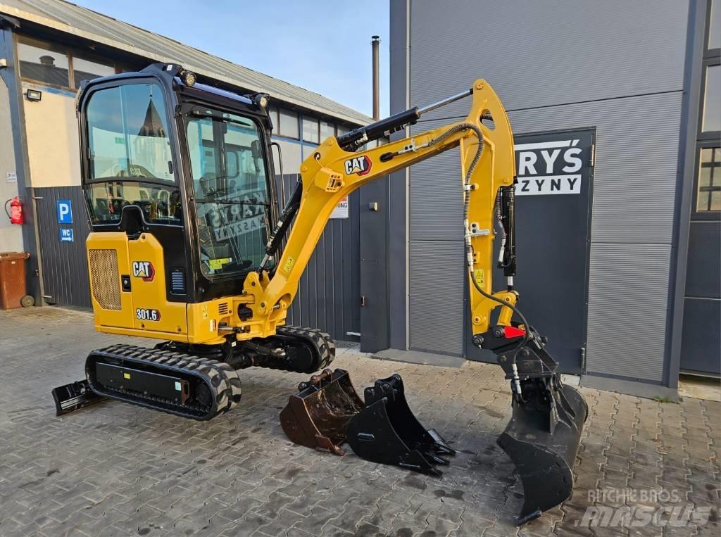 CAT 301.6 Minikoparki