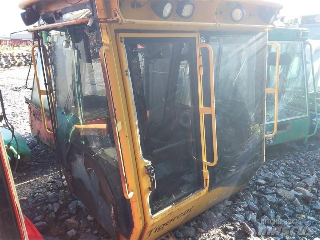 Tigercat 1075 Kabiny i wnętrze