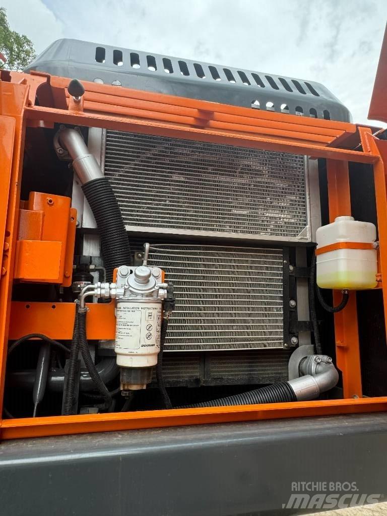 Develon DX 225 LCA Midikoparki  7t - 12t