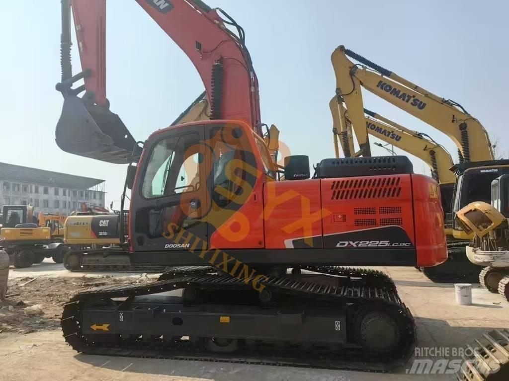 Doosan DX 225 LC Koparki gąsienicowe