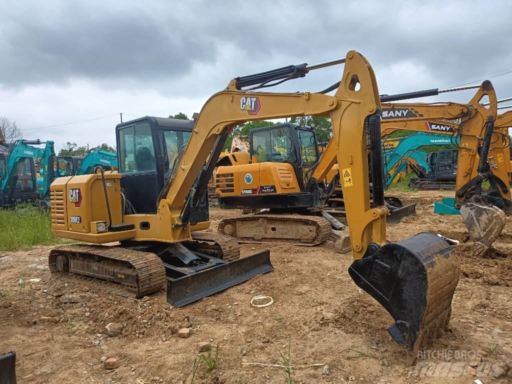 CAT 306E2 Minikoparki