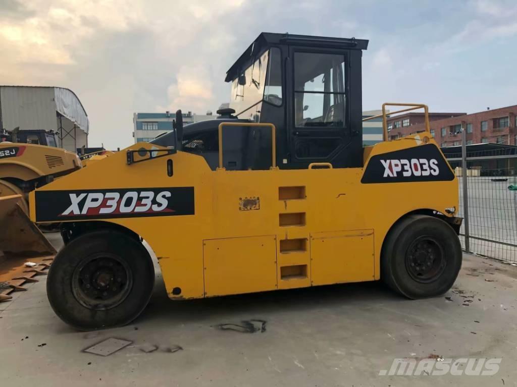 XCMG XP303 Walce ogumione
