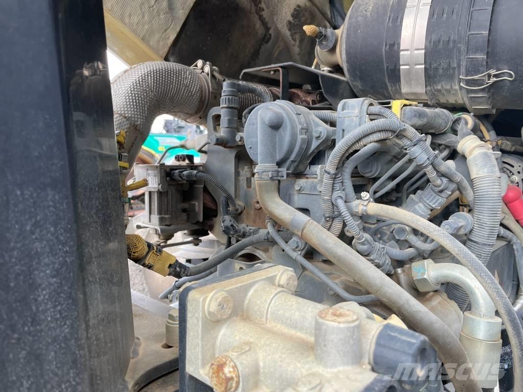 Bomag BW 216 DH-4 Walce jednobębnowe