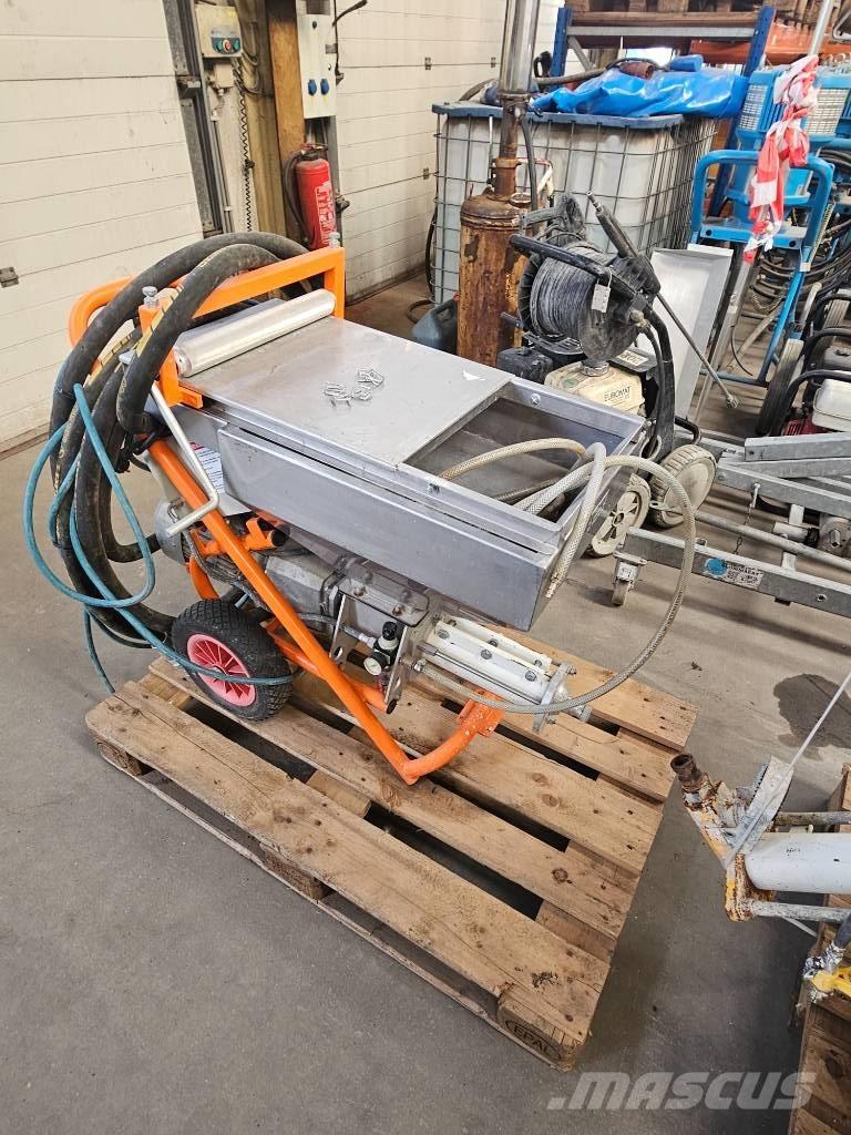  La tyrolienne T152 Pompy do jastrychu